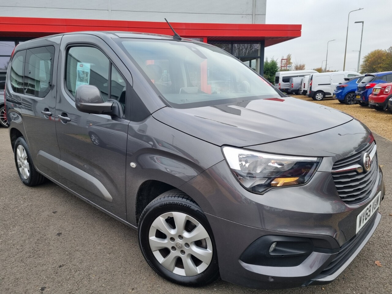 Main listing image - Vauxhall Combo Life