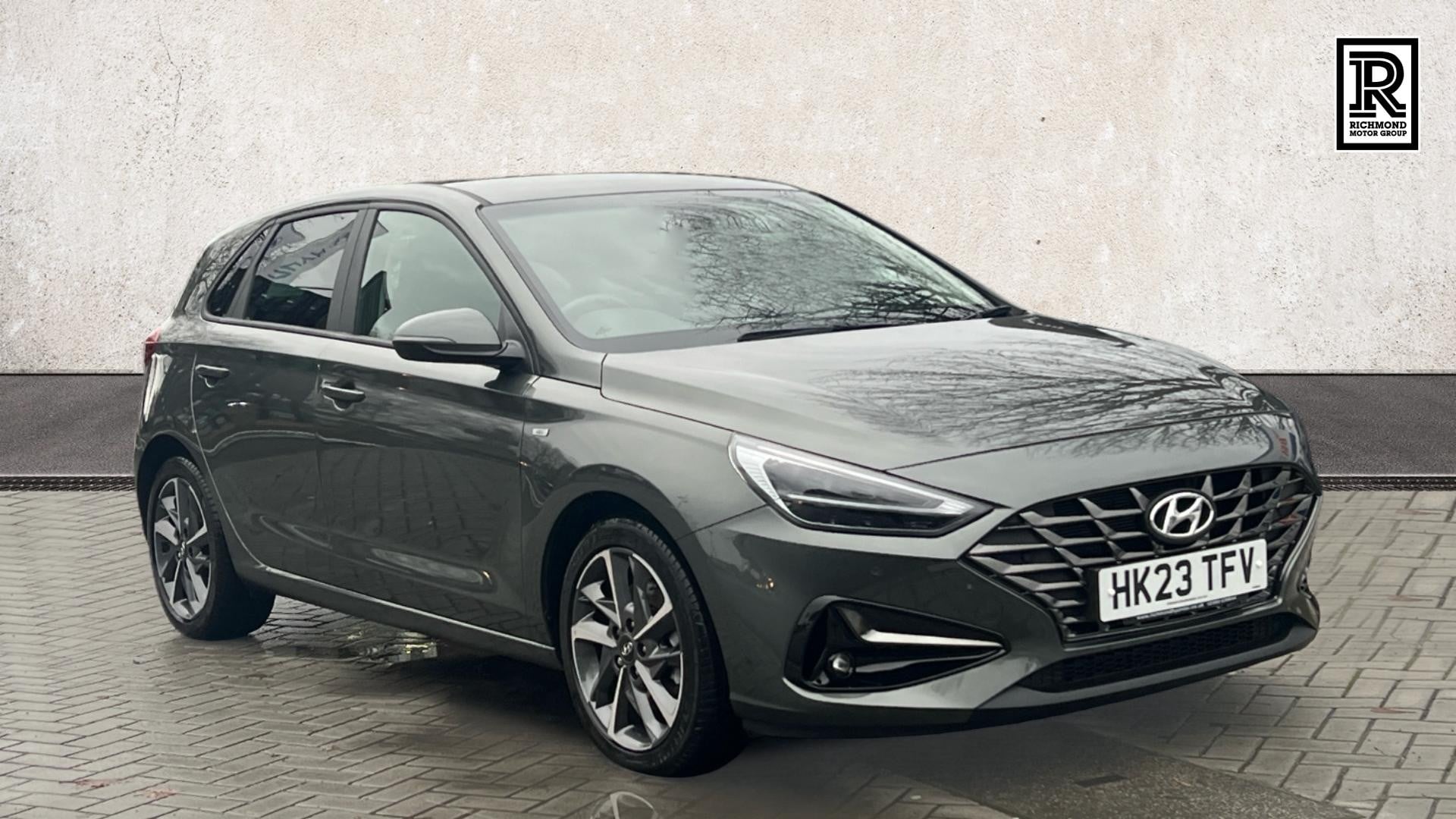 Main listing image - Hyundai i30