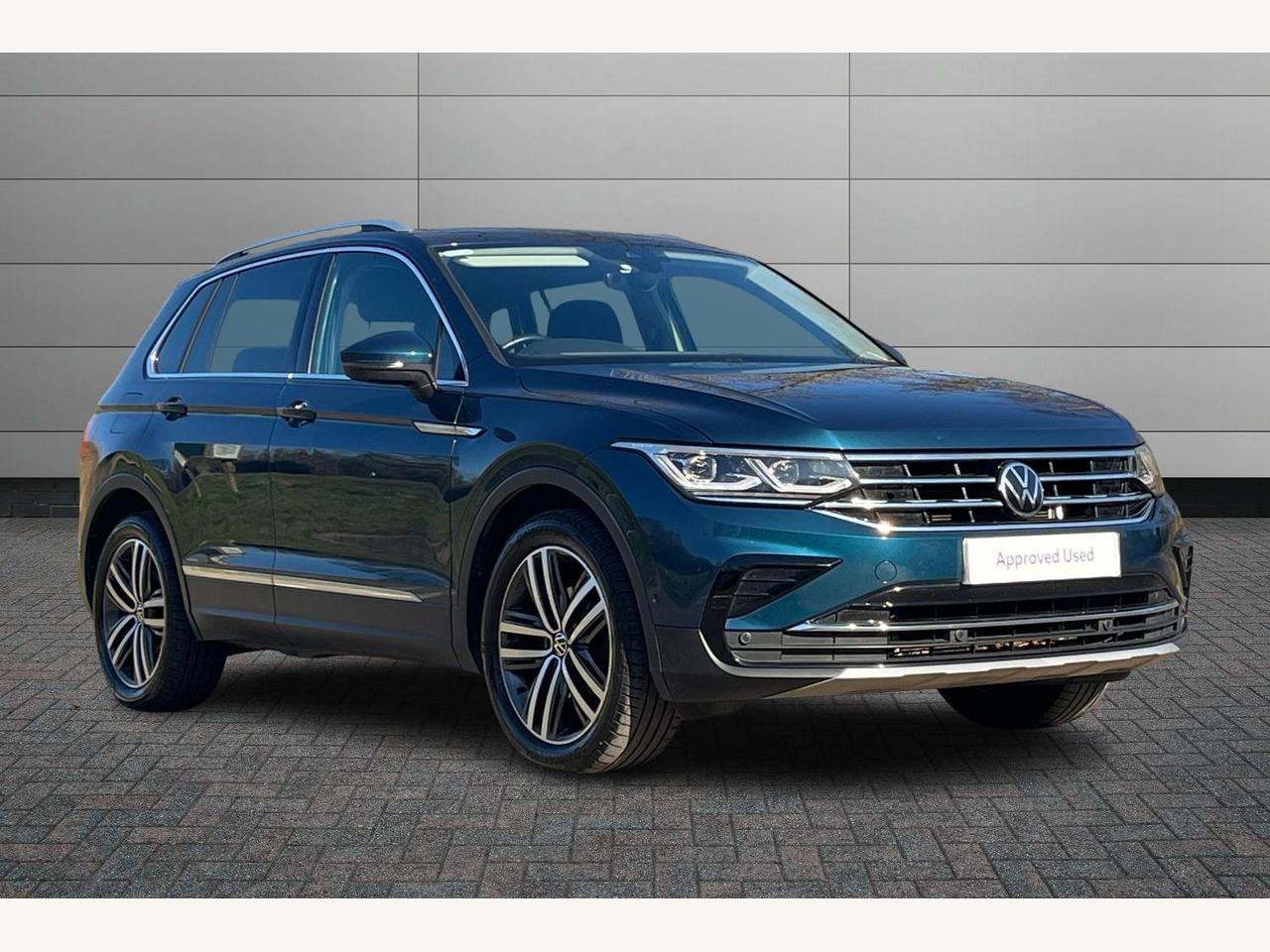 Main listing image - Volkswagen Tiguan