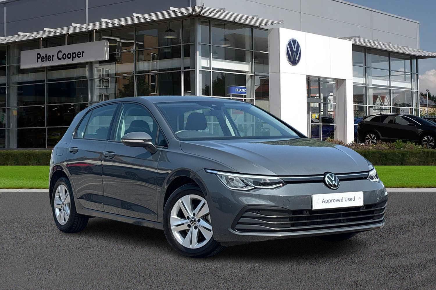 Main listing image - Volkswagen Golf