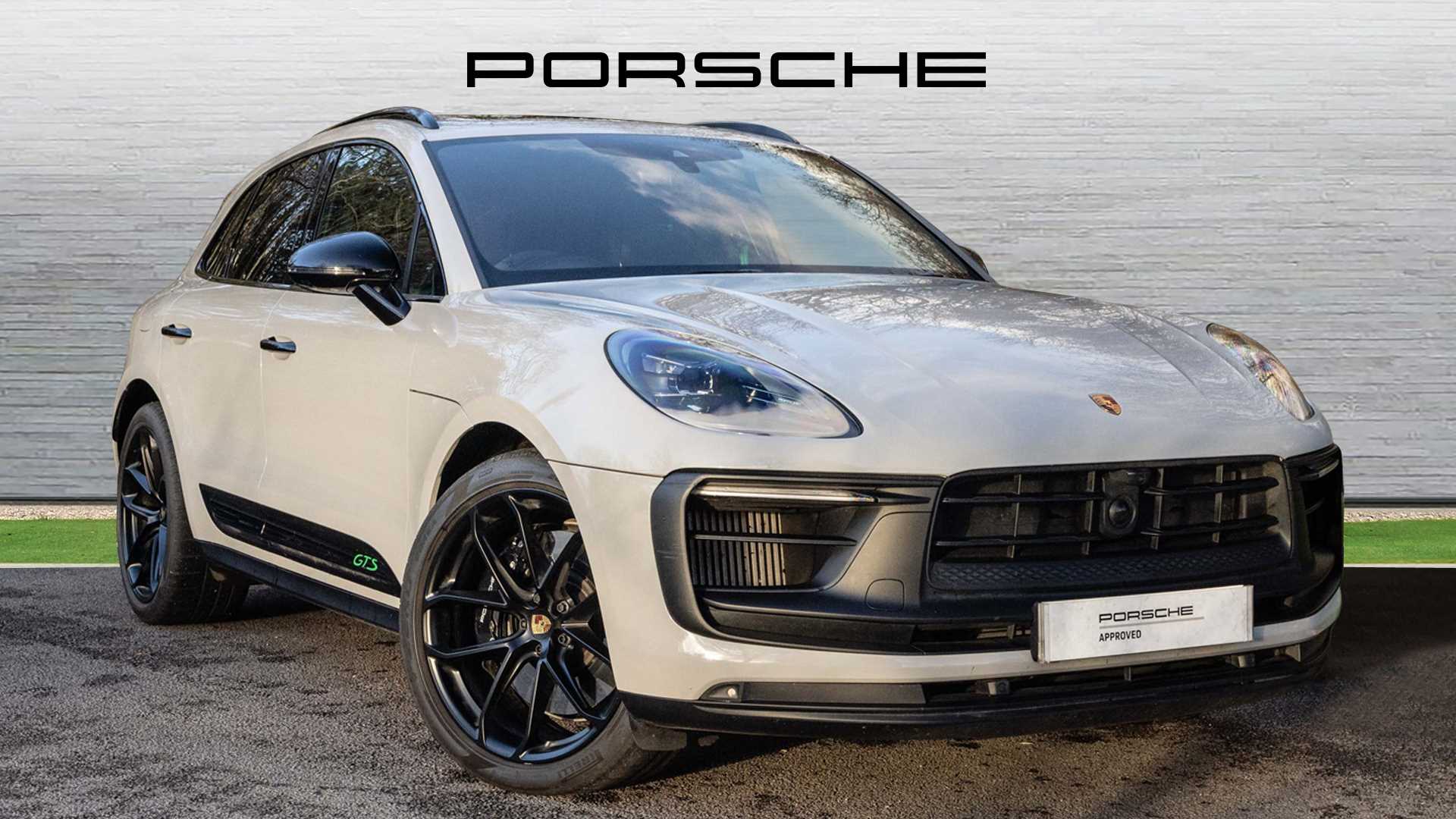 Main listing image - Porsche Macan