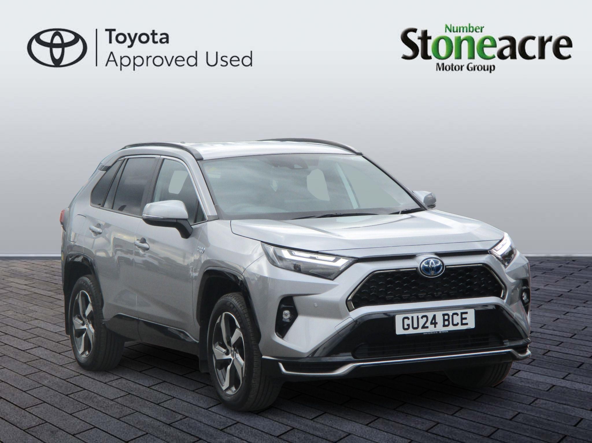 Main listing image - Toyota RAV4