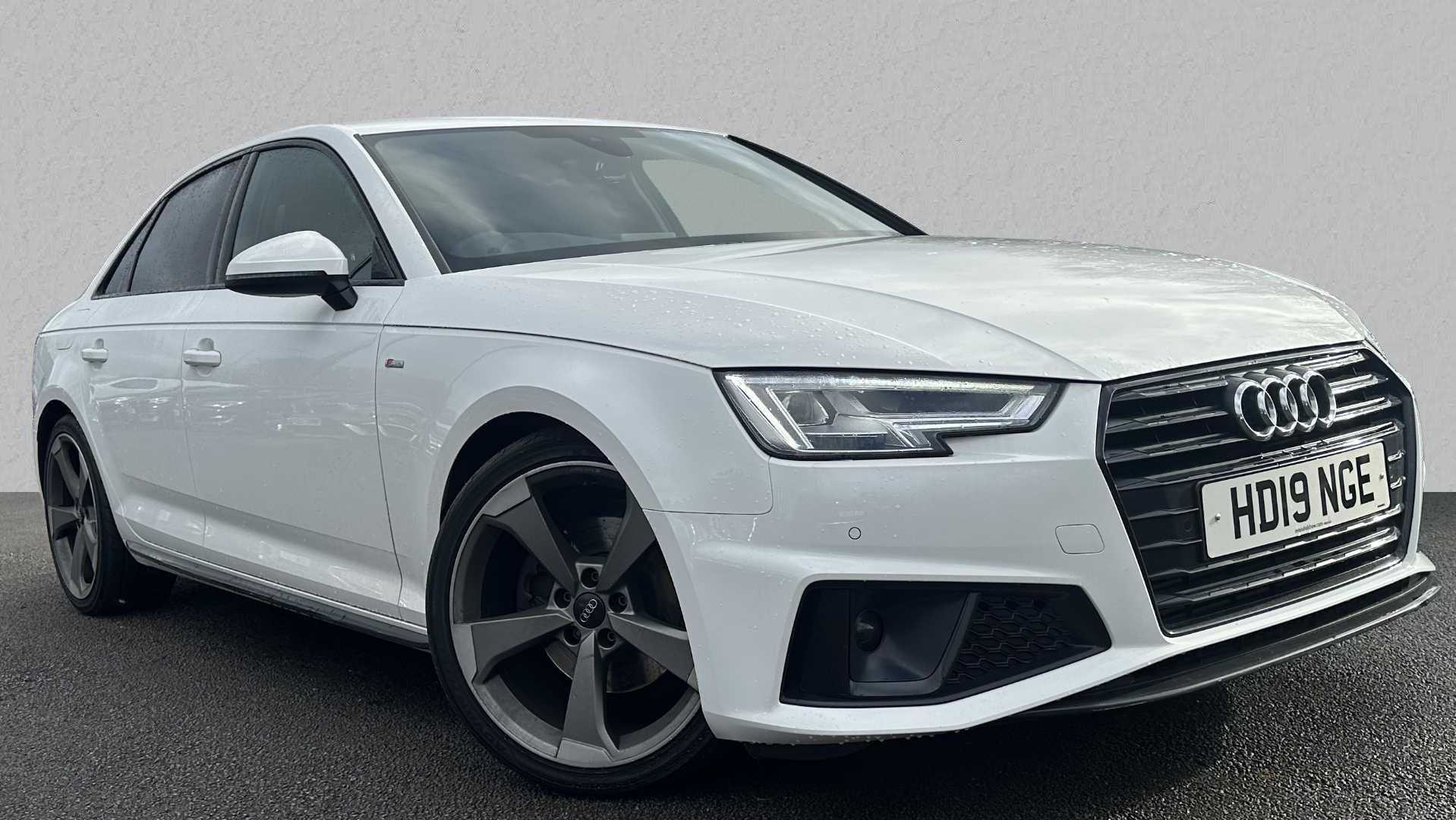 Main listing image - Audi A4