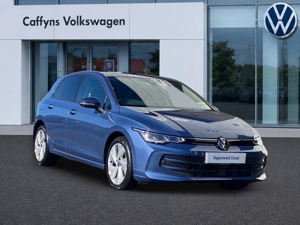 Main listing image - Volkswagen Golf