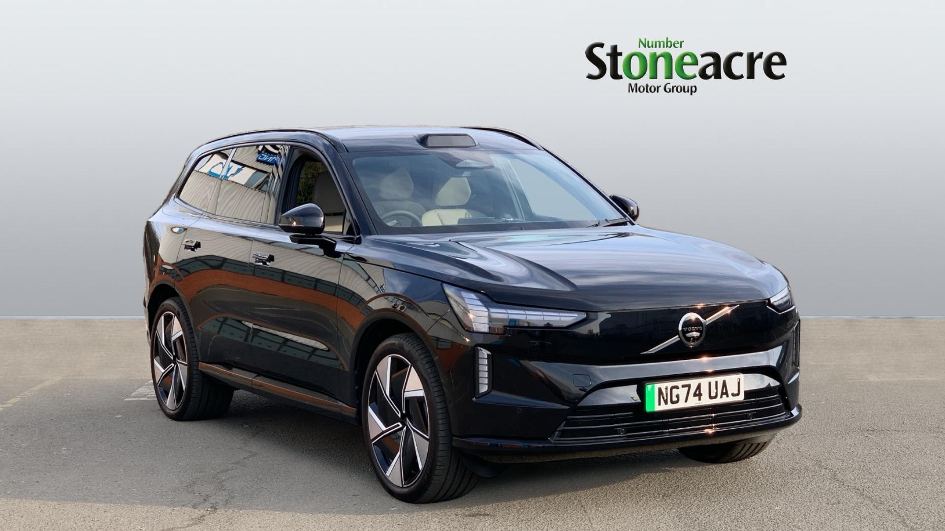 Main listing image - Volvo Ex90