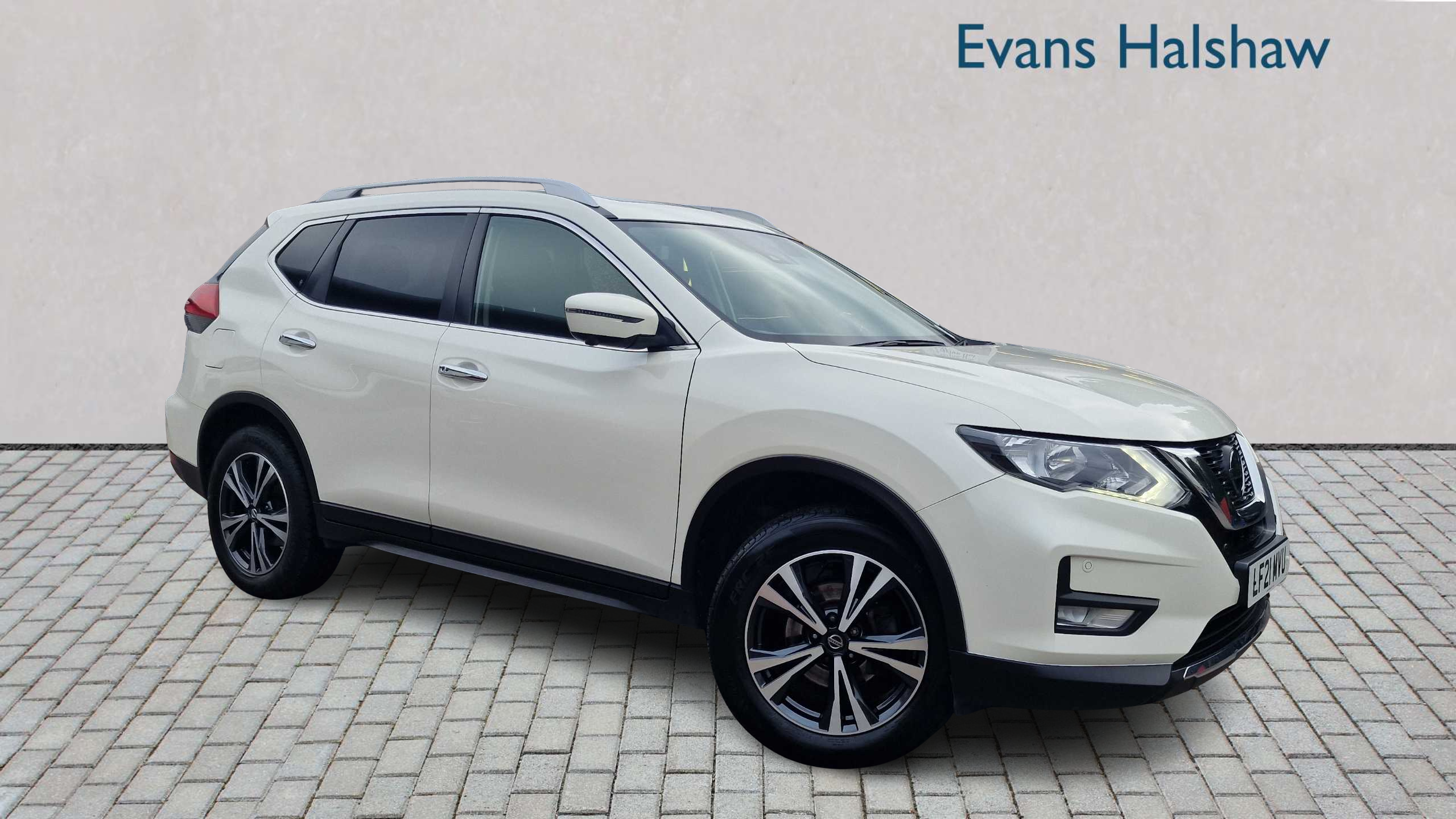 Main listing image - Nissan X-Trail