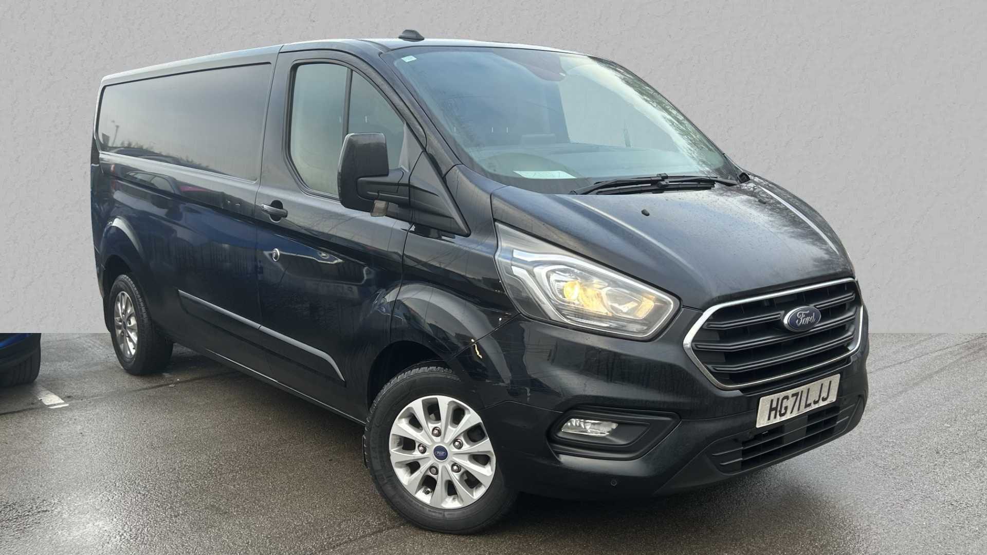 Main listing image - Ford Transit Custom