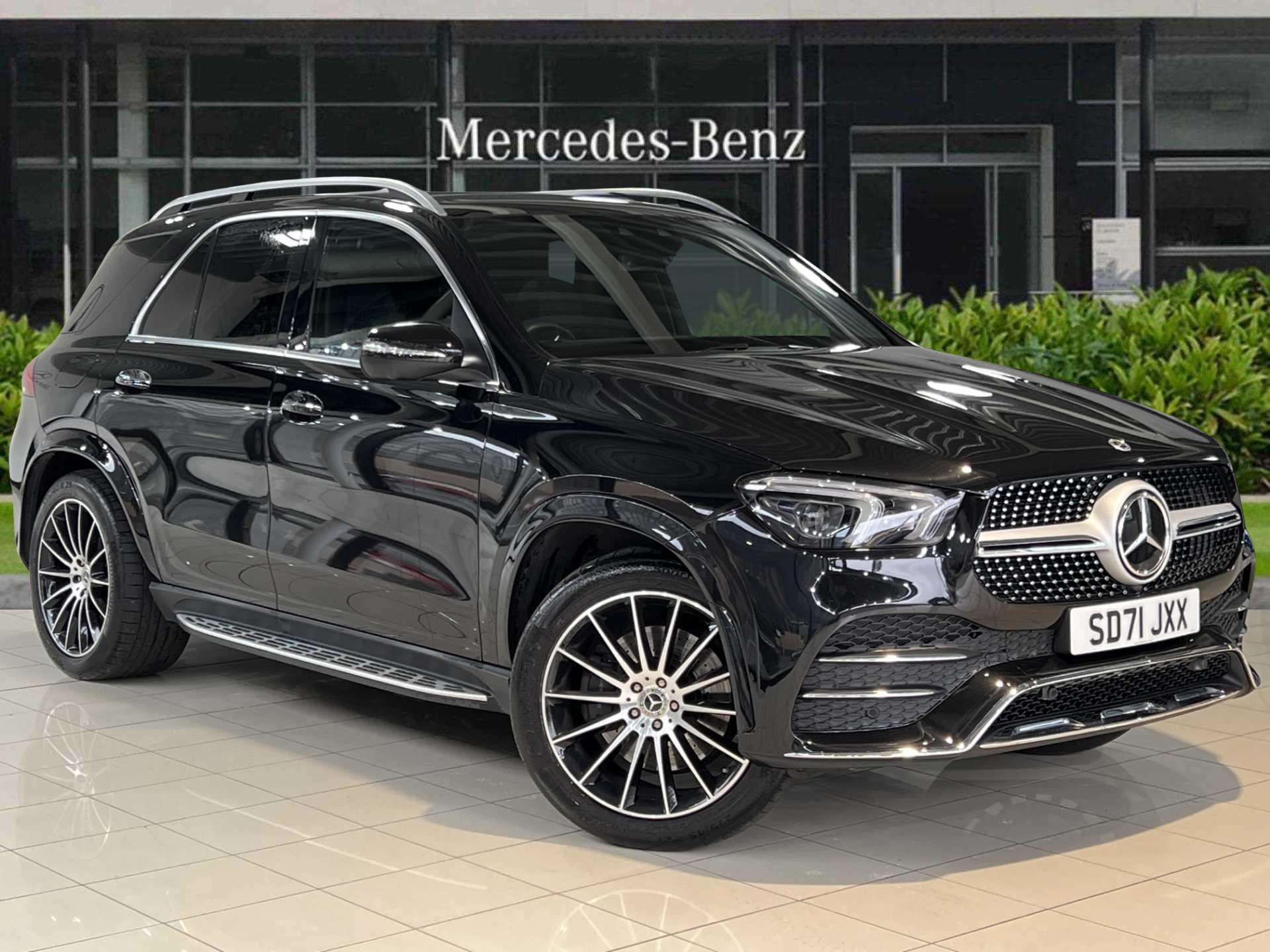 Main listing image - Mercedes-Benz GLE
