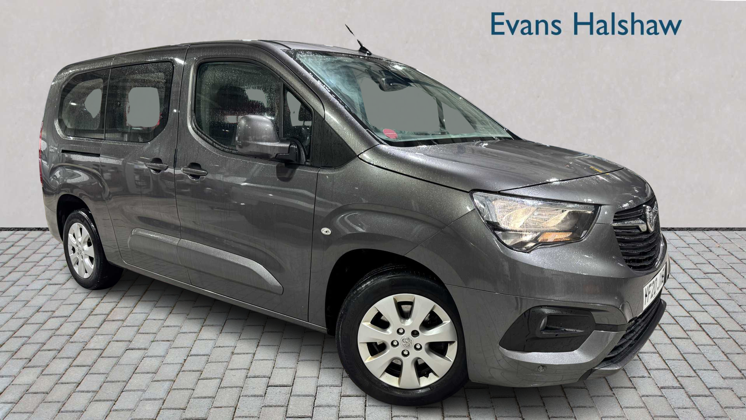 Main listing image - Vauxhall Combo Life