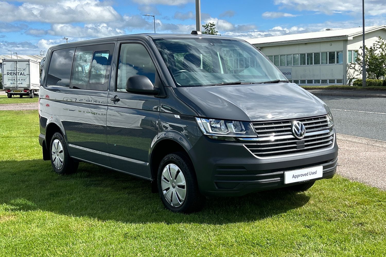 Main listing image - Volkswagen Transporter