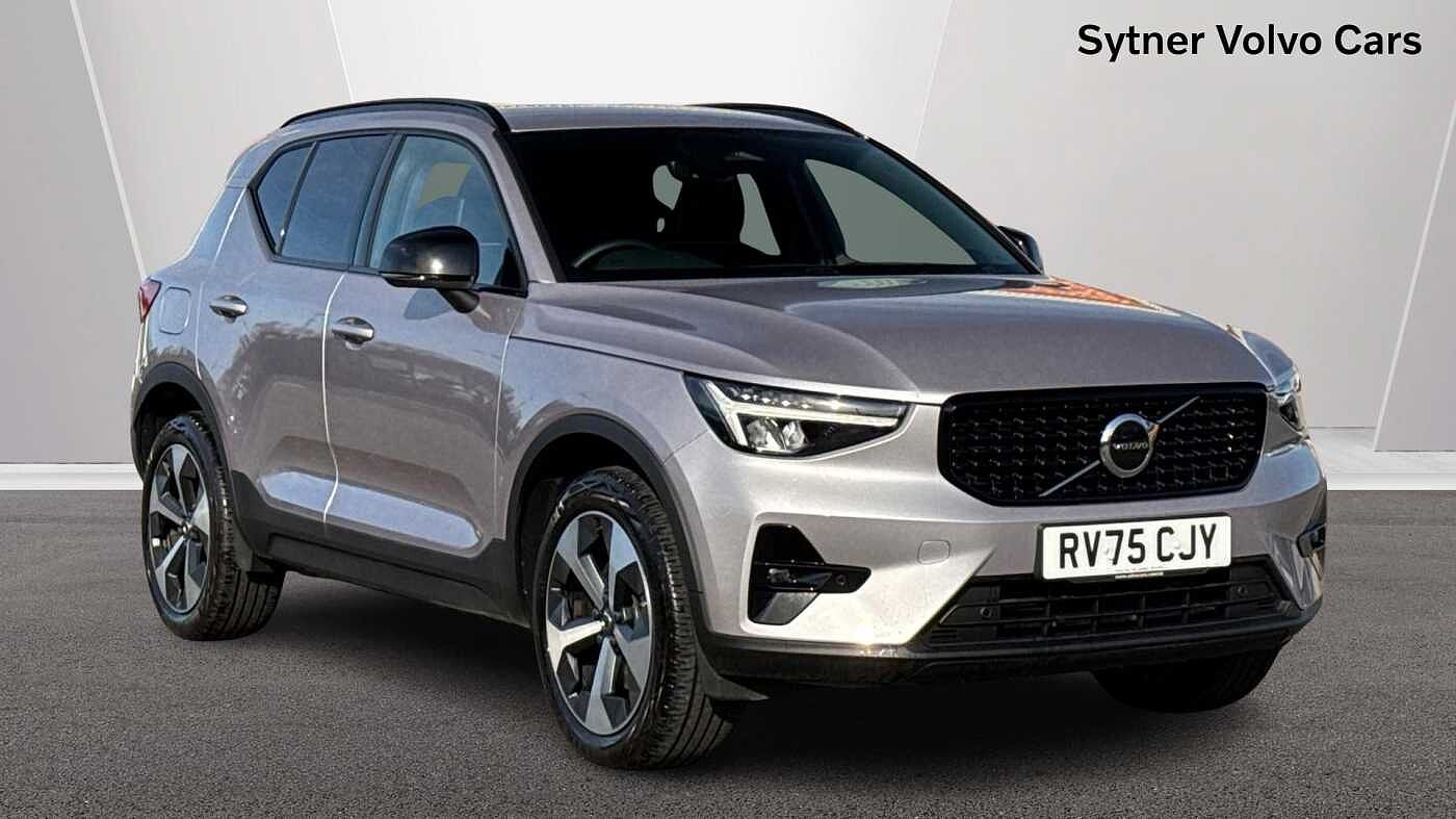 Main listing image - Volvo XC40