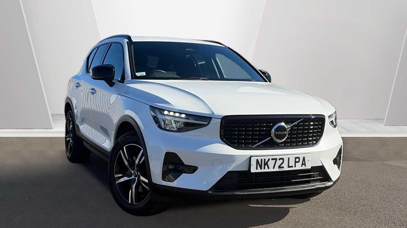 Main listing image - Volvo XC40