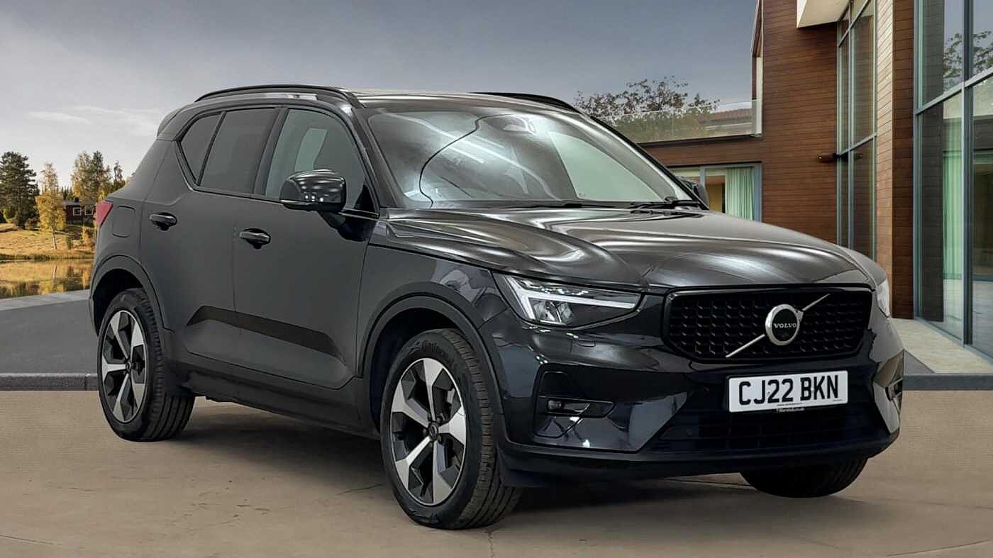 Main listing image - Volvo XC40
