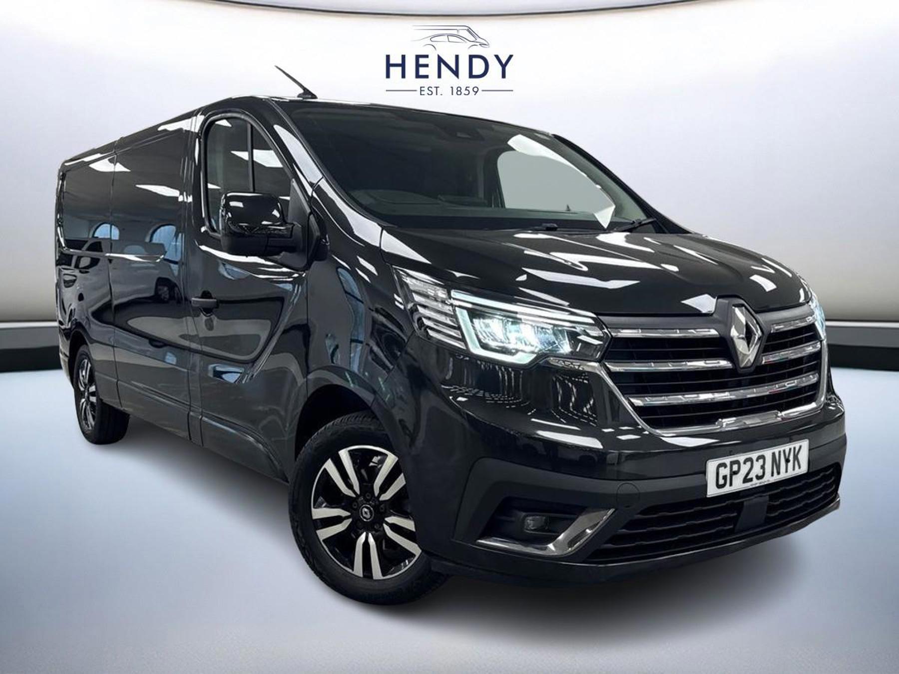 Main listing image - Renault Trafic