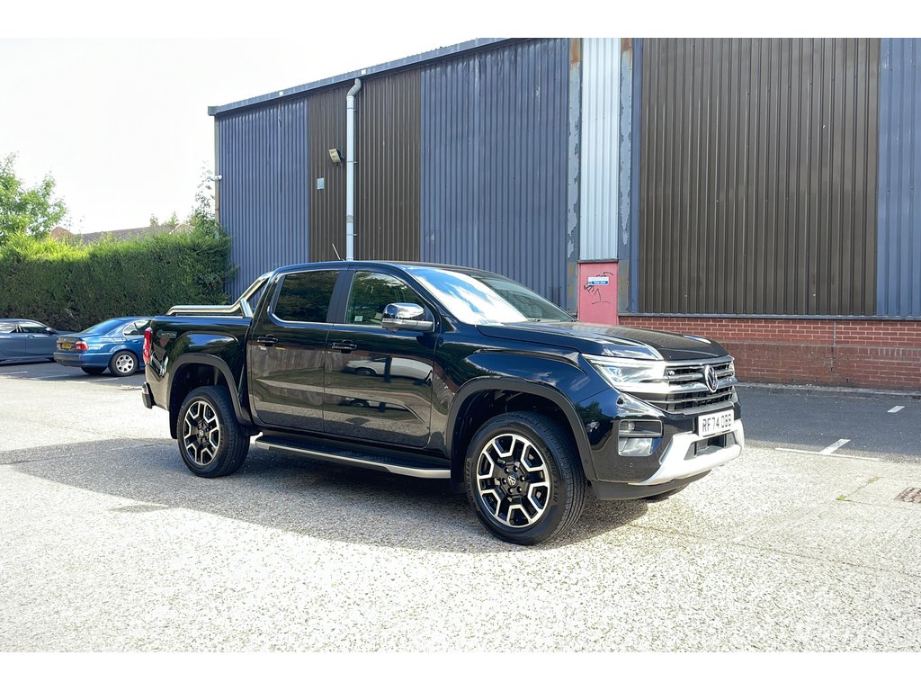 Main listing image - Volkswagen Amarok