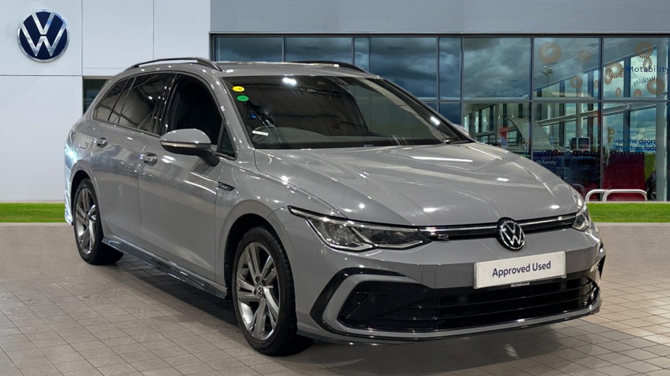 Main listing image - Volkswagen Golf Estate