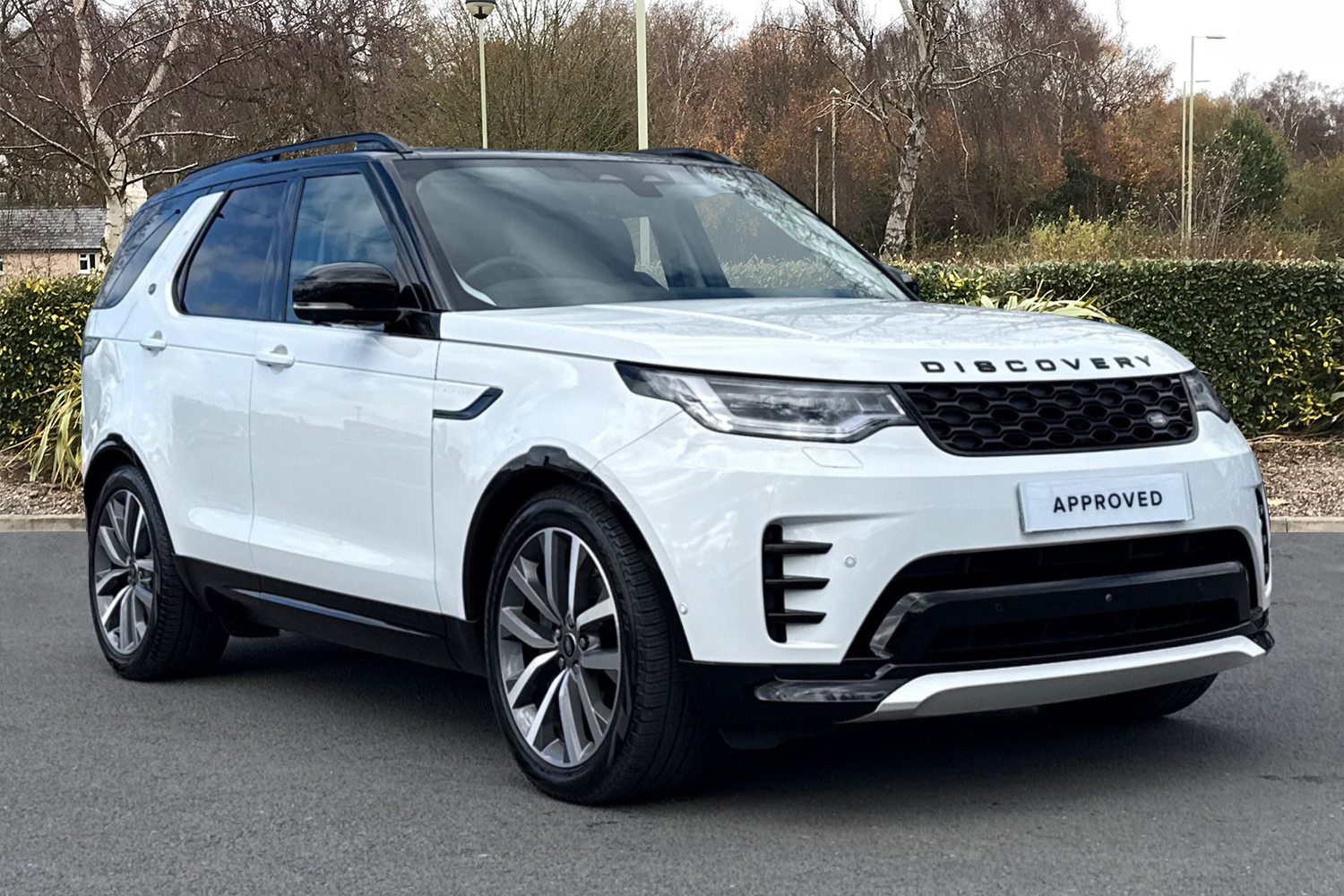 Main listing image - Land Rover Discovery