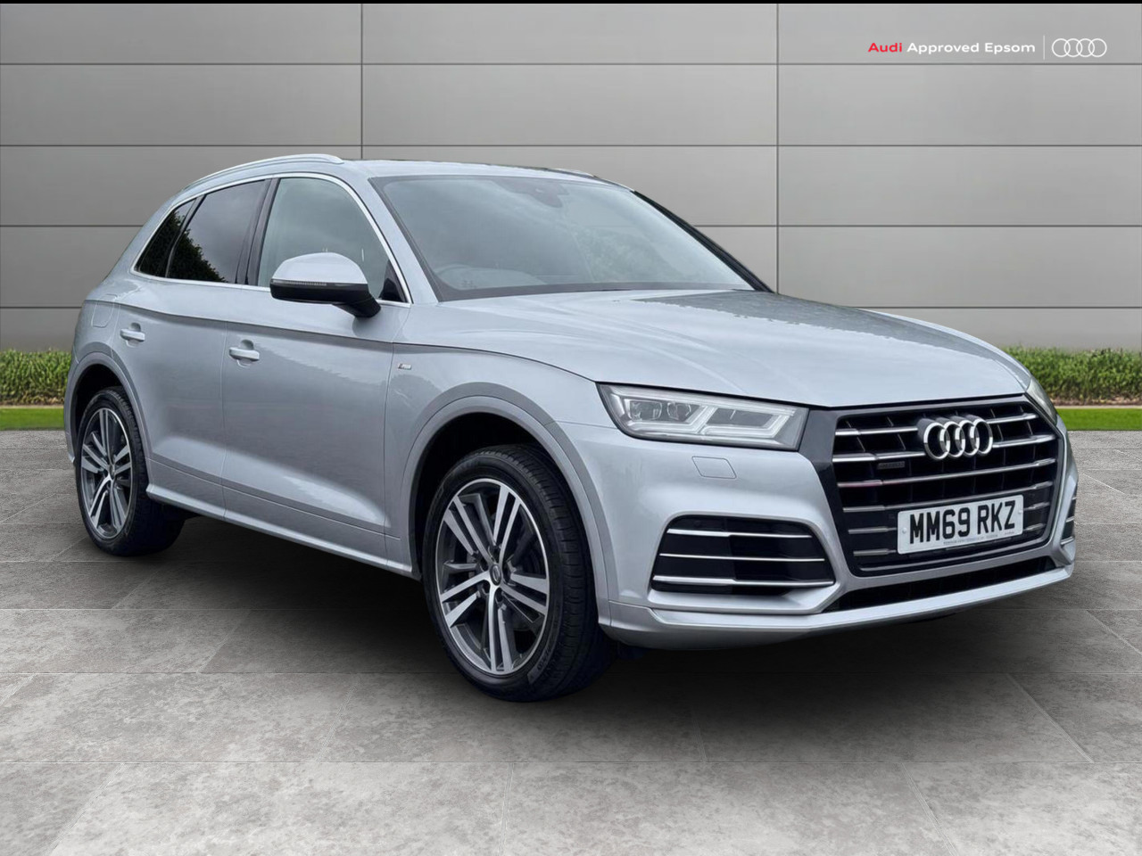 Main listing image - Audi Q5