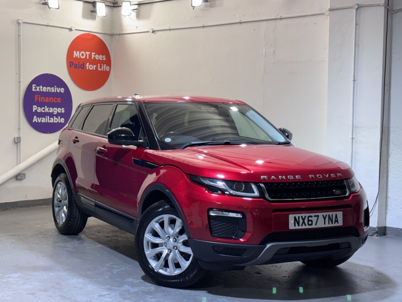 Main listing image - Land Rover Range Rover Evoque