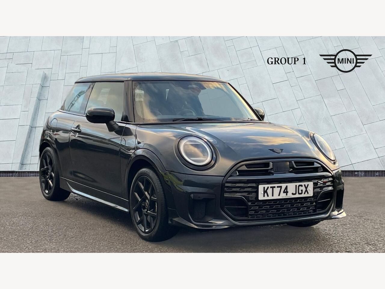 Main listing image - MINI Hatchback