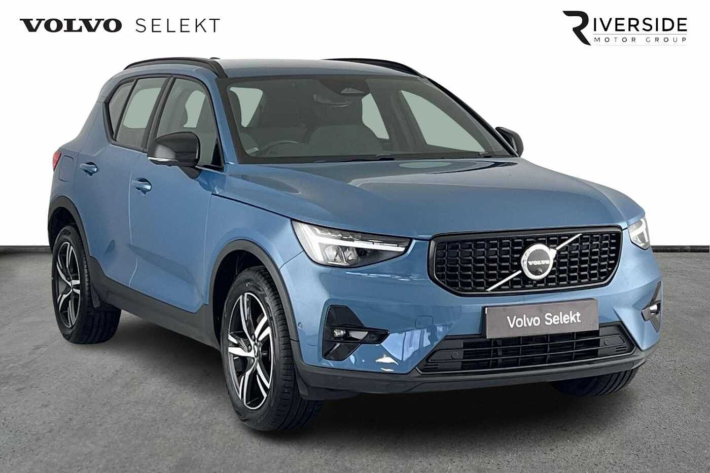 Main listing image - Volvo XC40