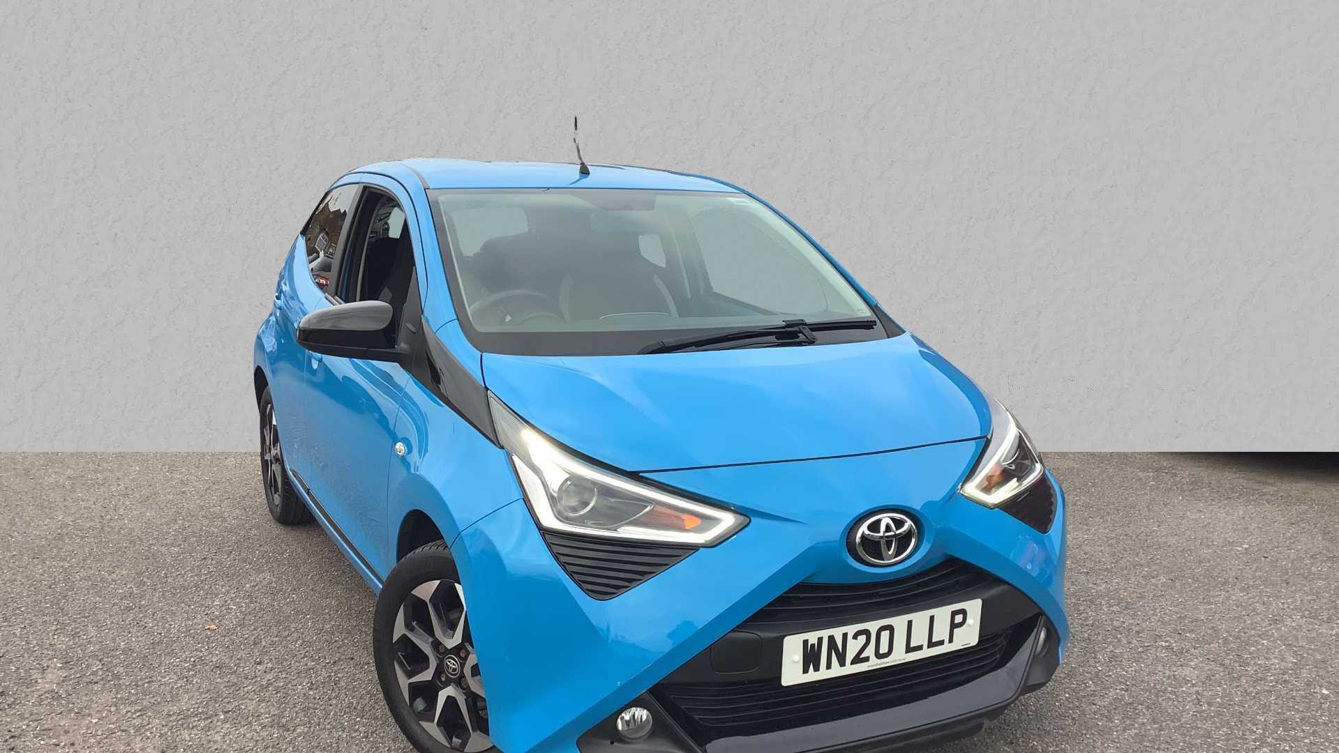 Main listing image - Toyota Aygo