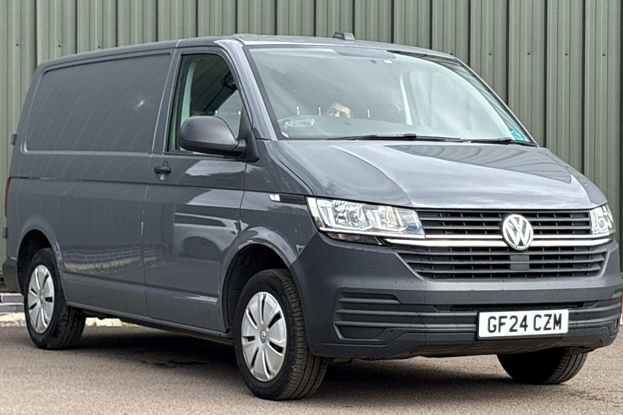 Main listing image - Volkswagen Transporter