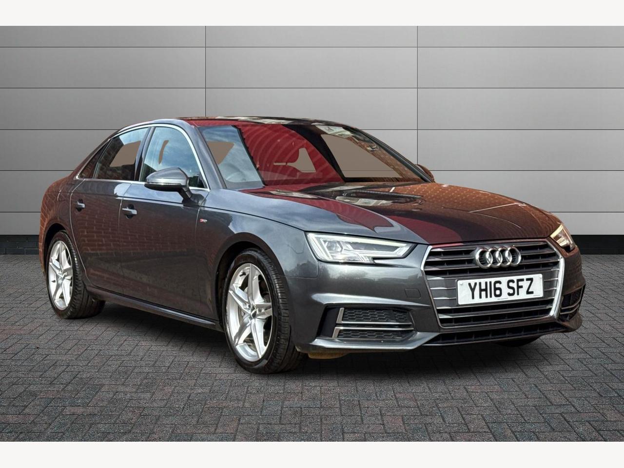 Main listing image - Audi A4