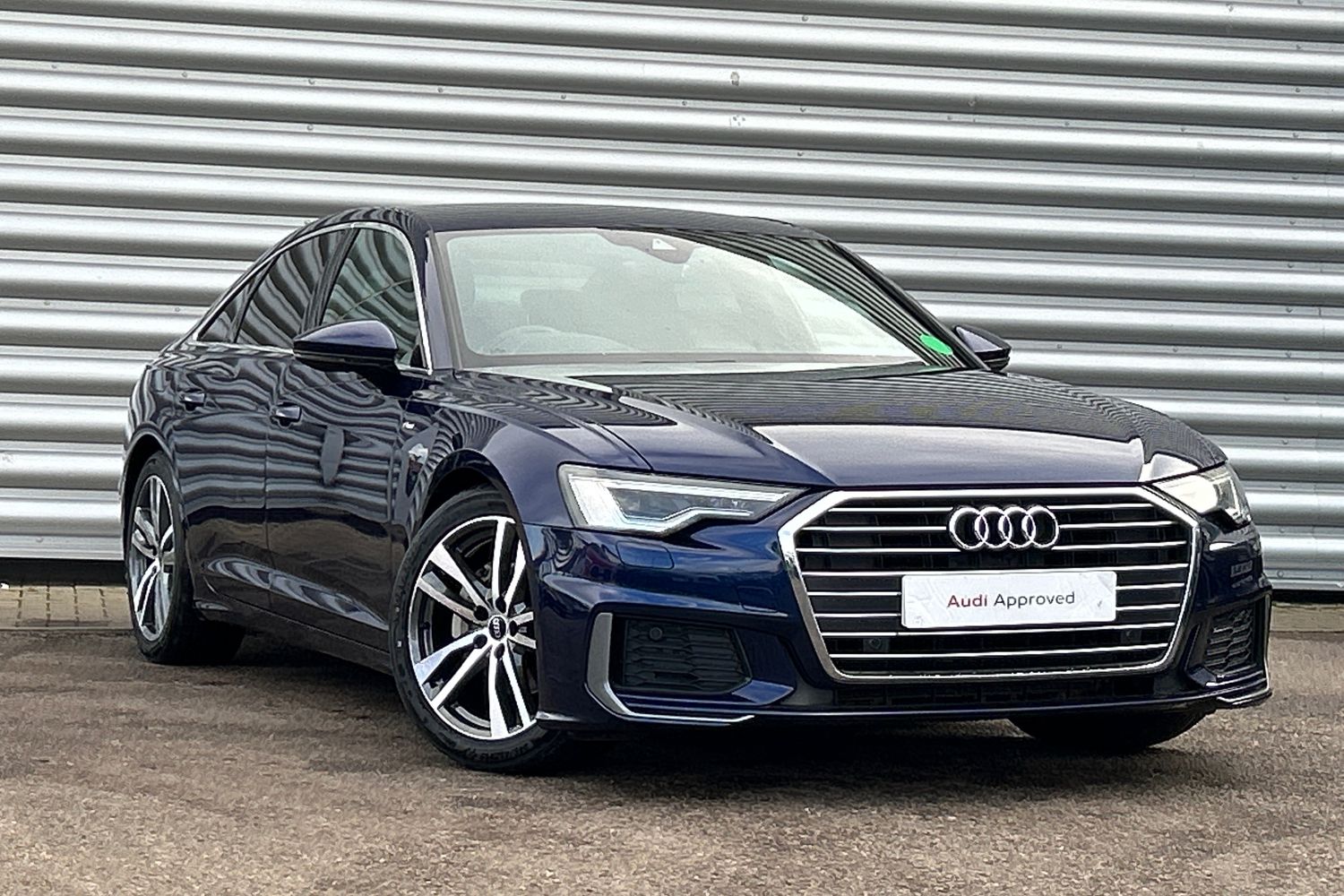 Main listing image - Audi A6