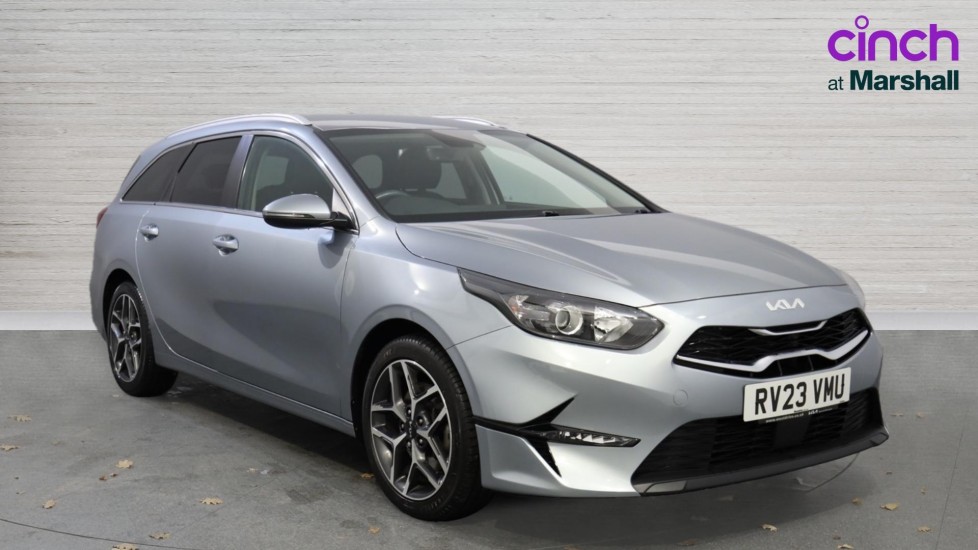 Main listing image - Kia Ceed SW