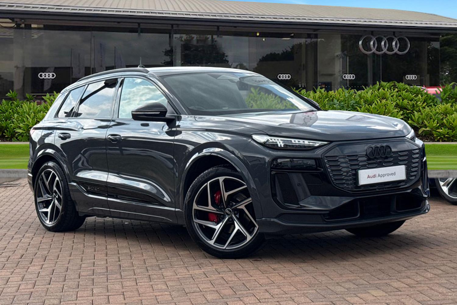 Main listing image - Audi Q6