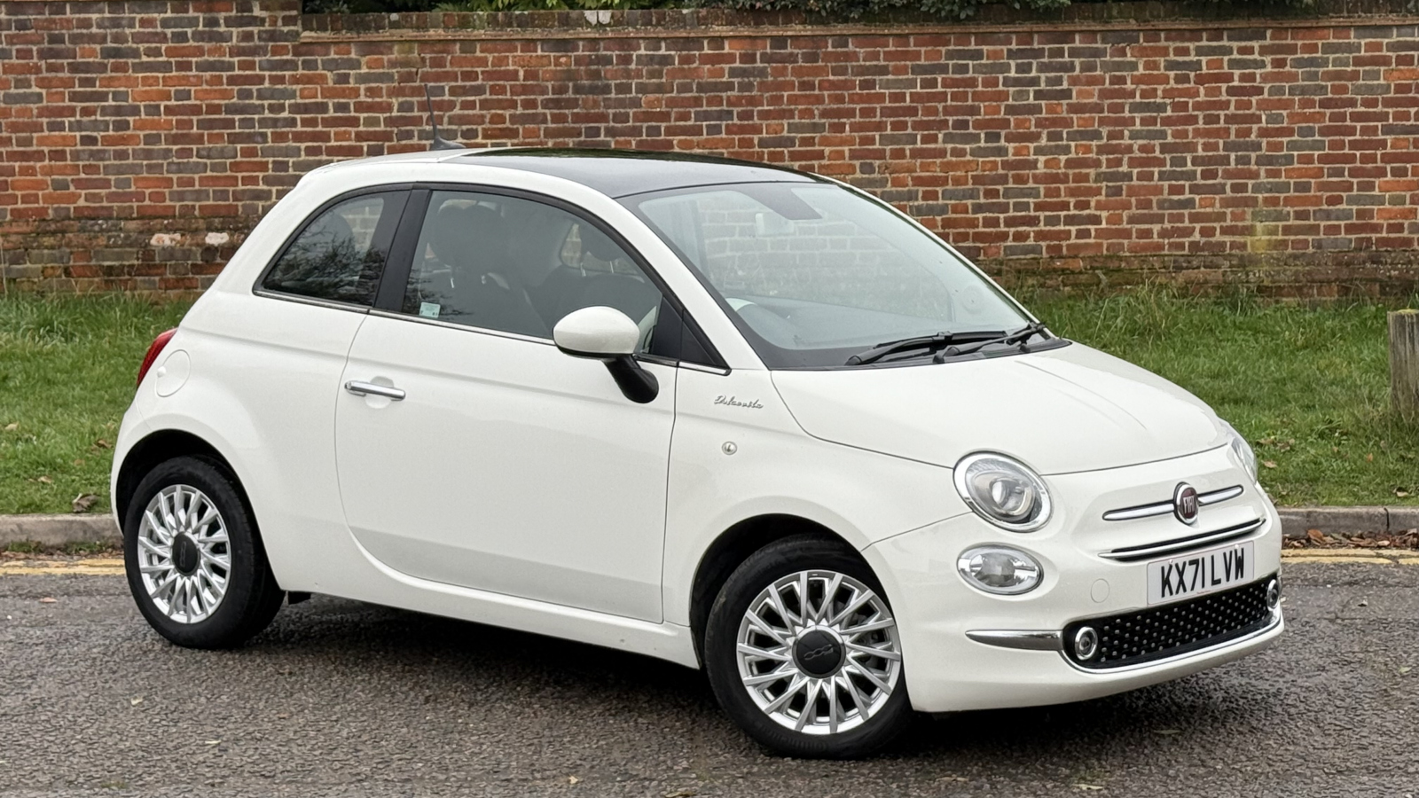 Main listing image - Fiat 500