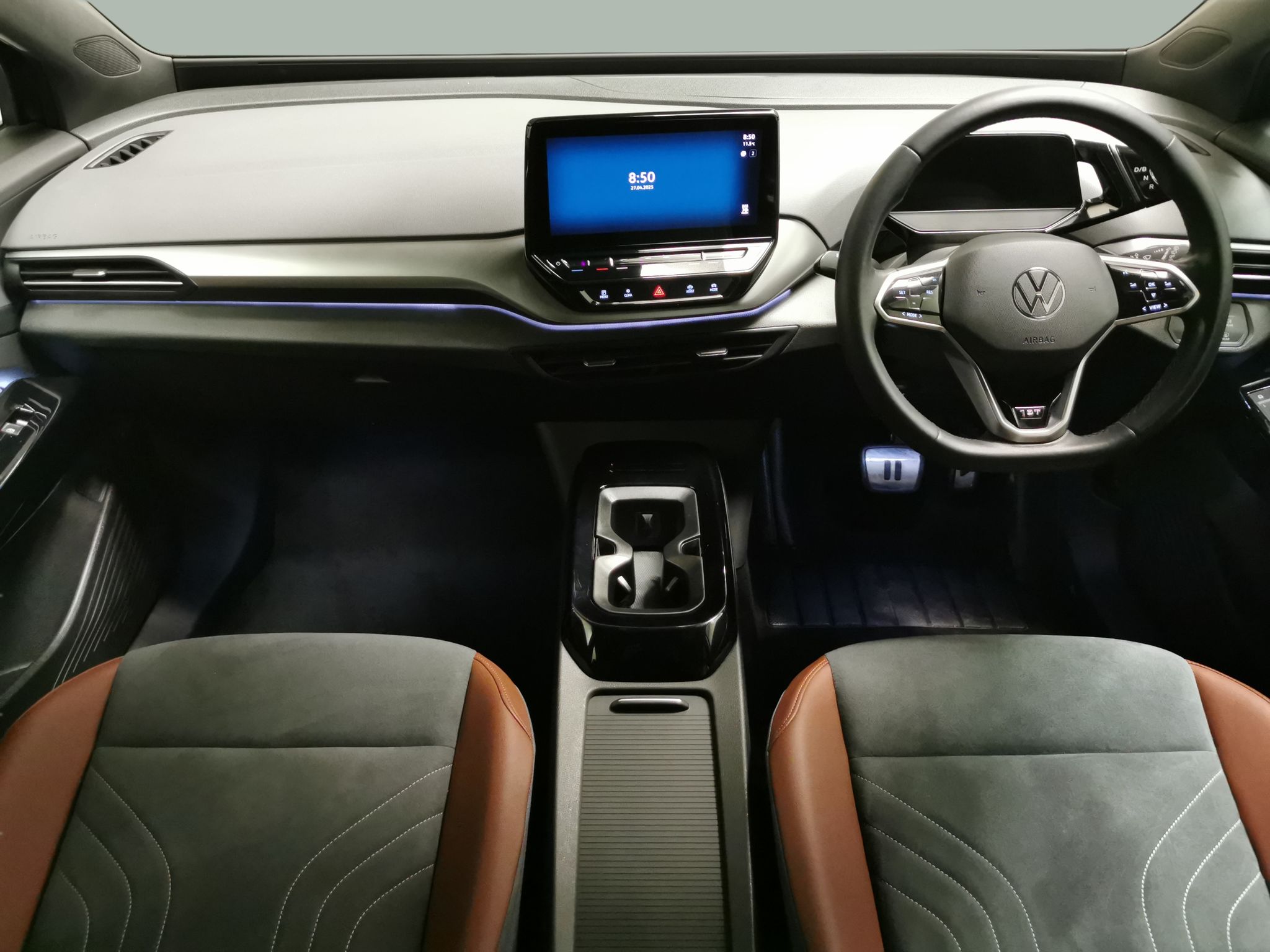 Main listing image - Volkswagen ID.4