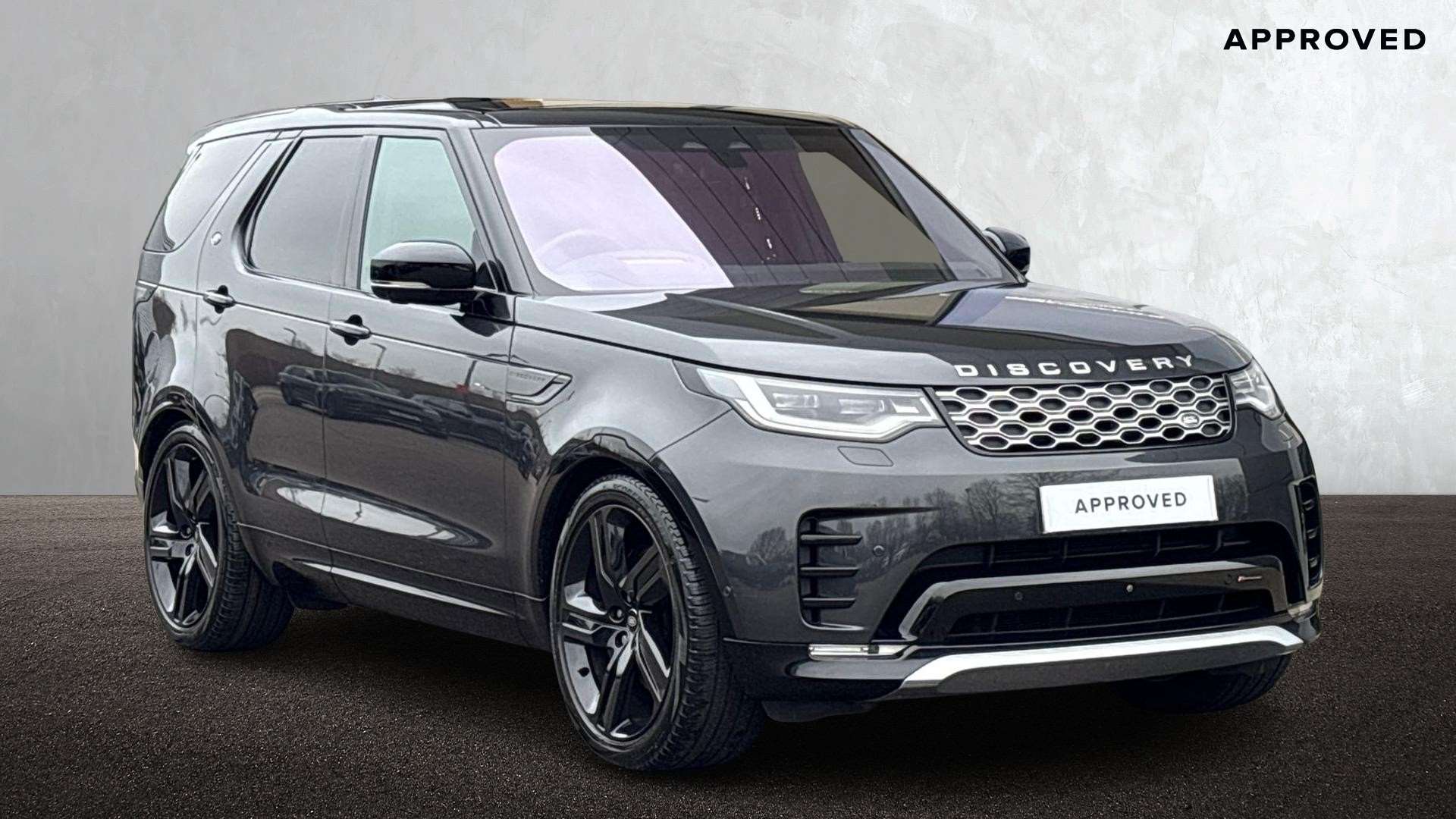 Main listing image - Land Rover Discovery