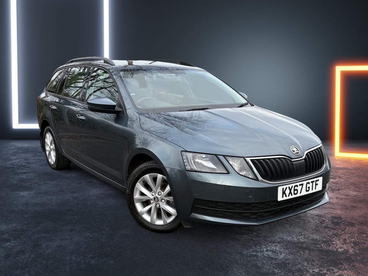 Main listing image - Skoda Octavia Estate