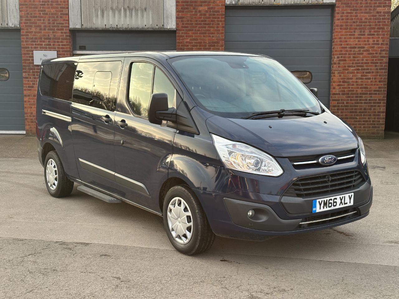 Main listing image - Ford Tourneo Custom