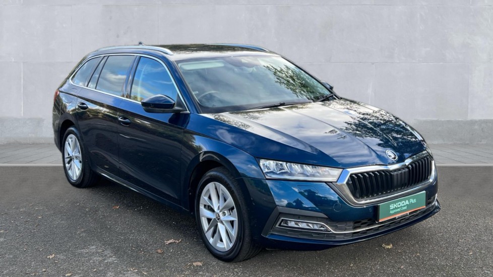 Main listing image - Skoda Octavia Estate