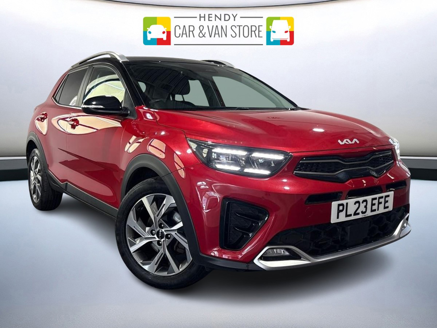 Main listing image - Kia Stonic