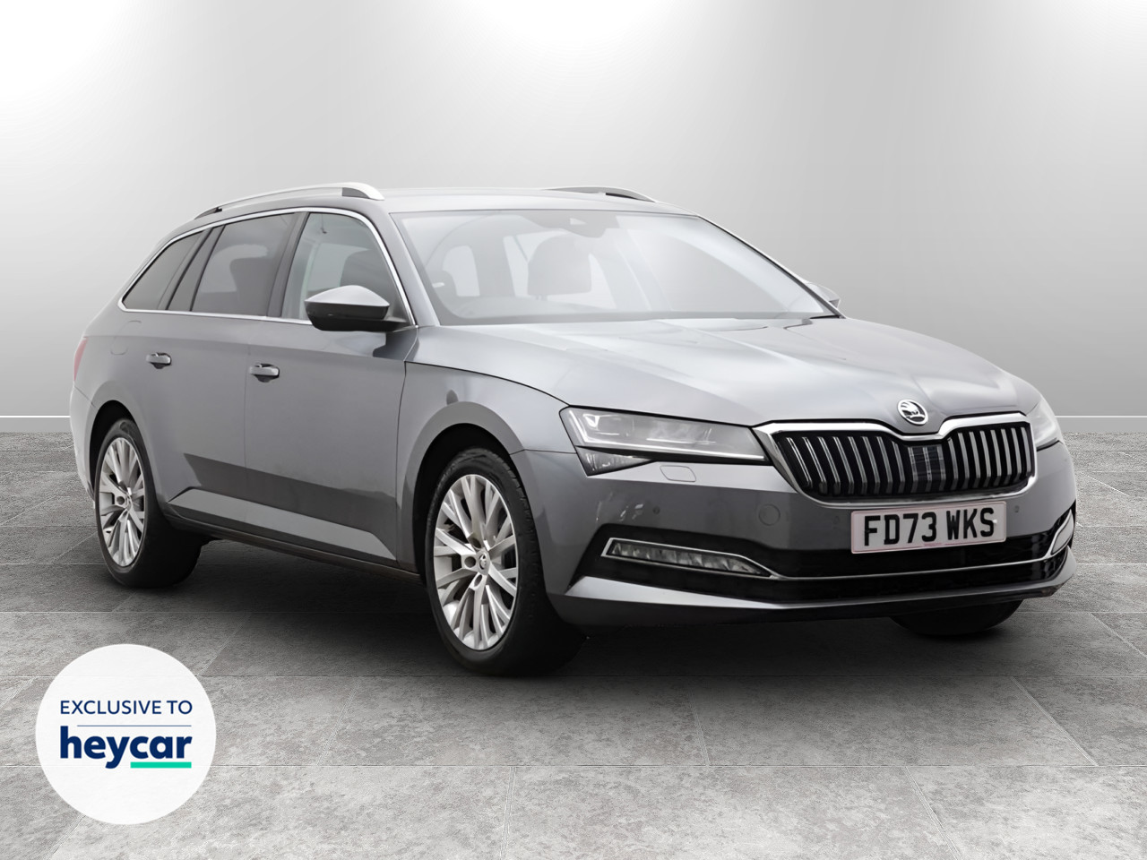 Main listing image - Skoda Superb Estate