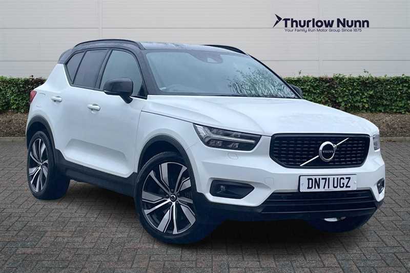 Main listing image - Volvo XC40 Recharge