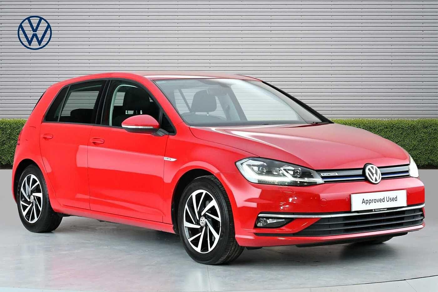 Main listing image - Volkswagen Golf