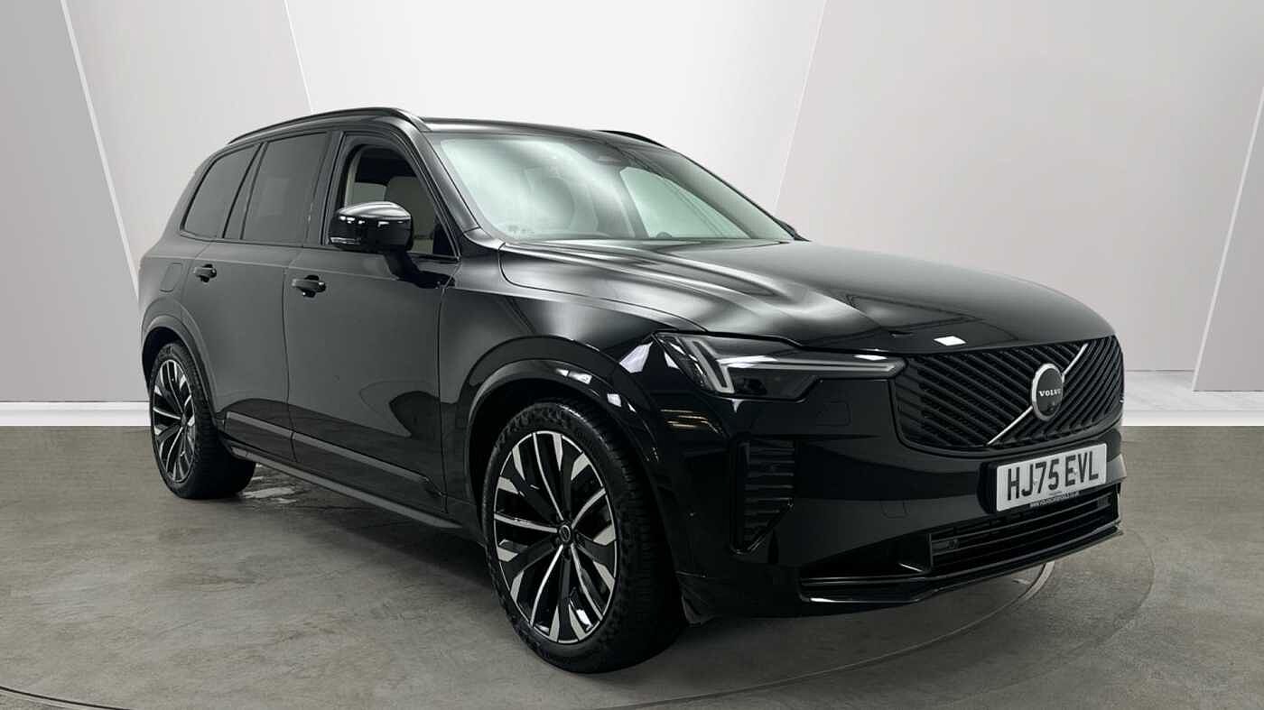 Main listing image - Volvo XC90