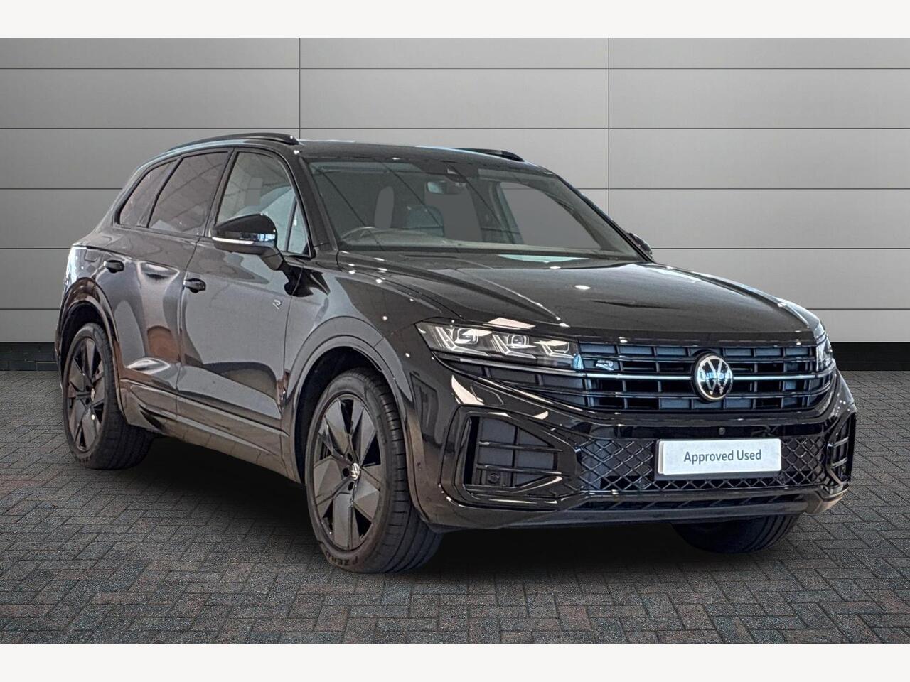 Main listing image - Volkswagen Touareg
