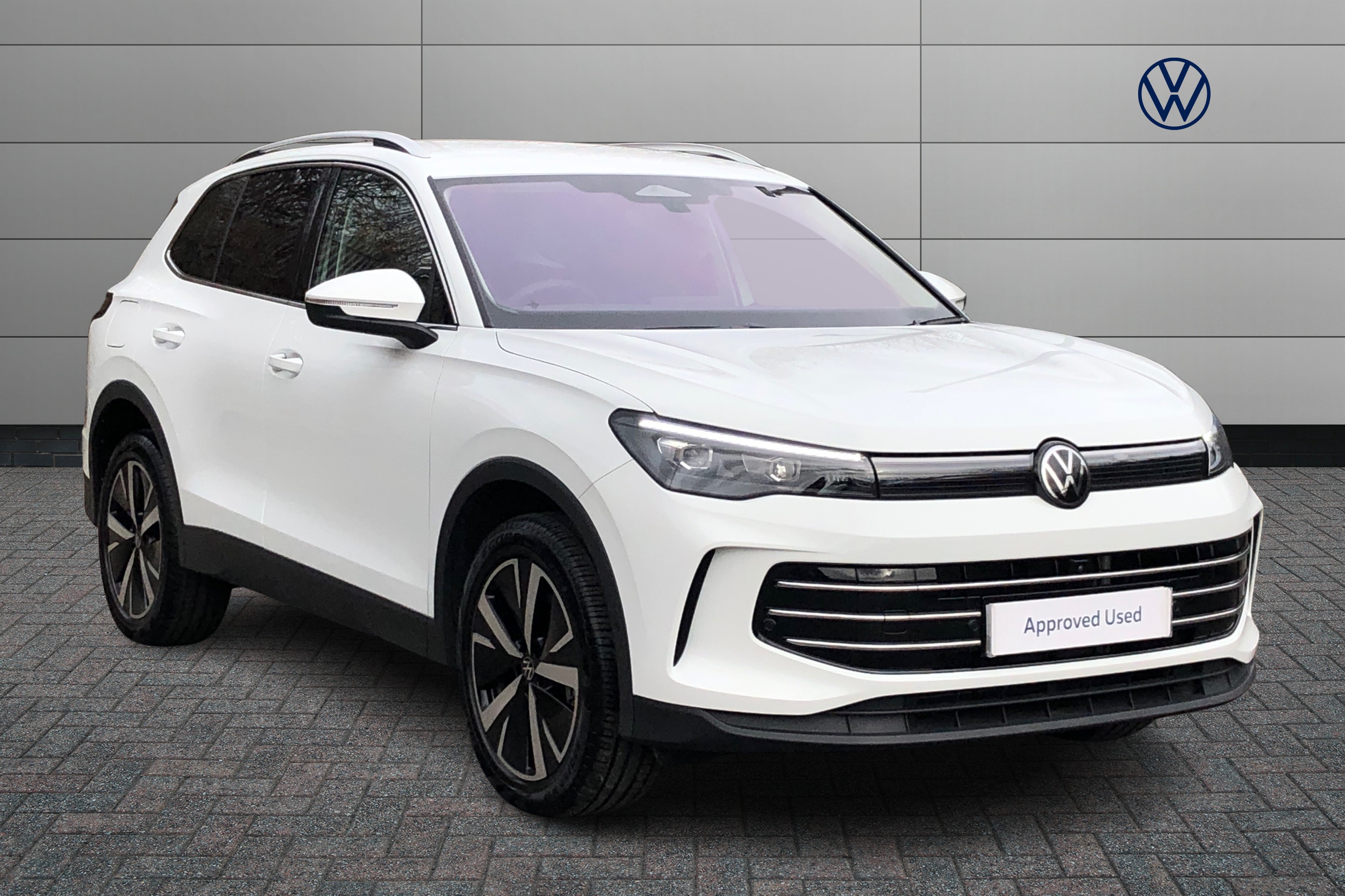 Main listing image - Volkswagen Tiguan