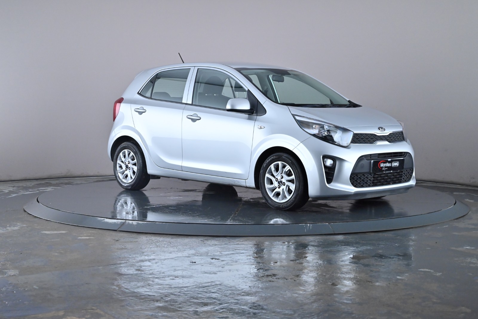 Main listing image - Kia Picanto