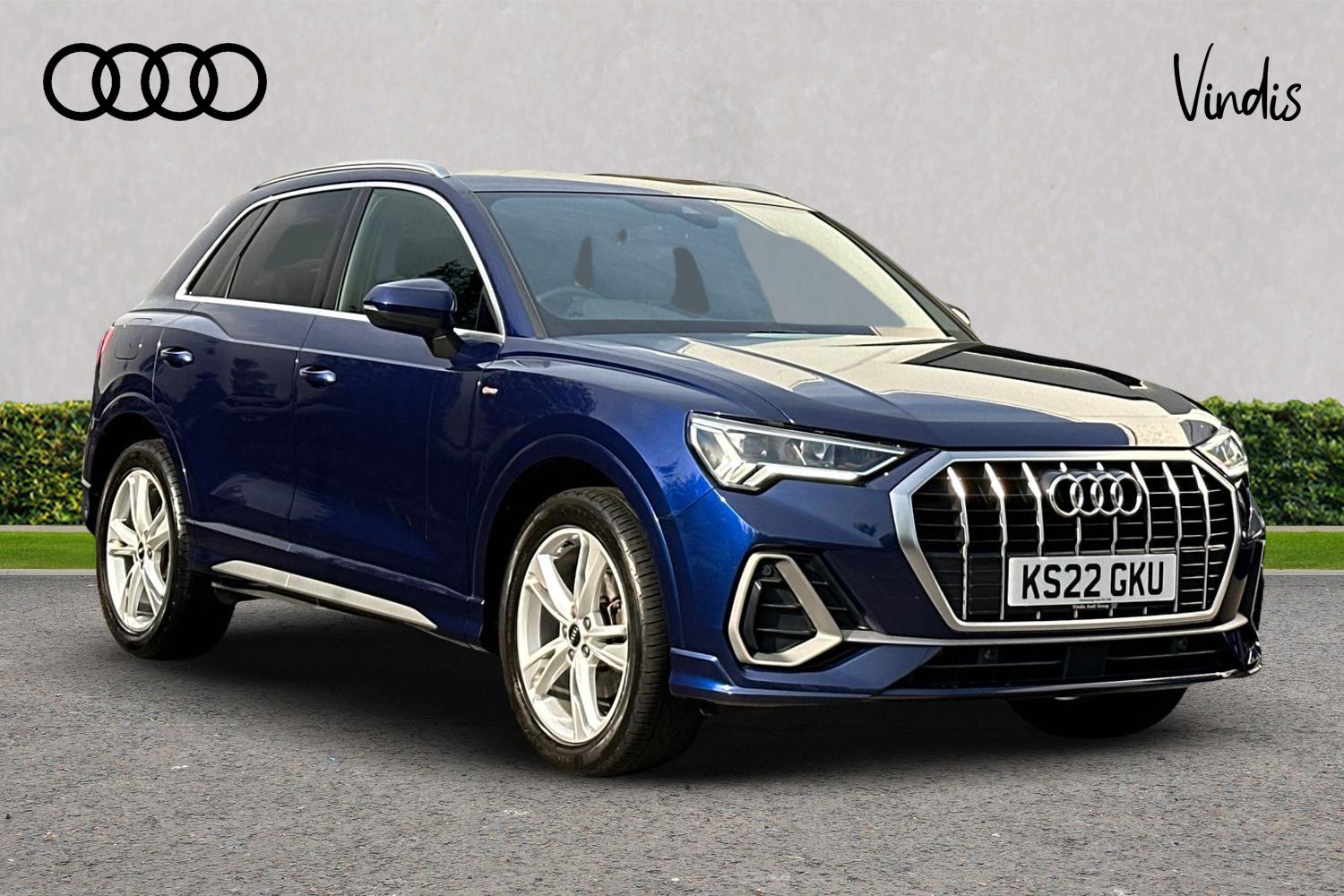 Main listing image - Audi Q3