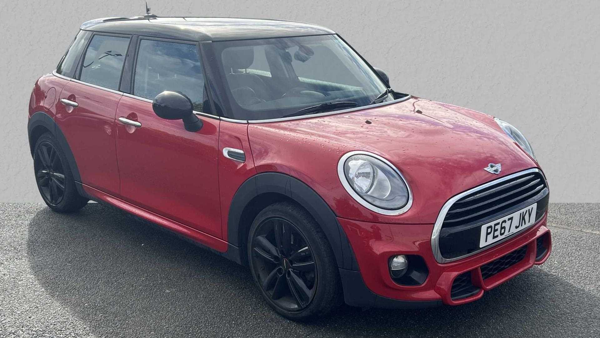 Main listing image - MINI Hatchback 5dr