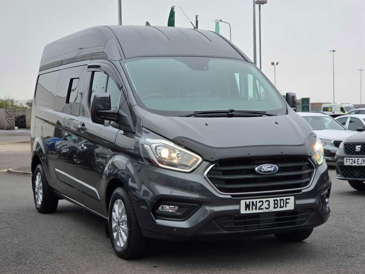 Main listing image - Ford Transit Custom