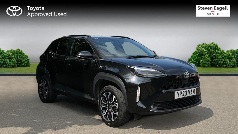 Main listing image - Toyota Yaris Cross