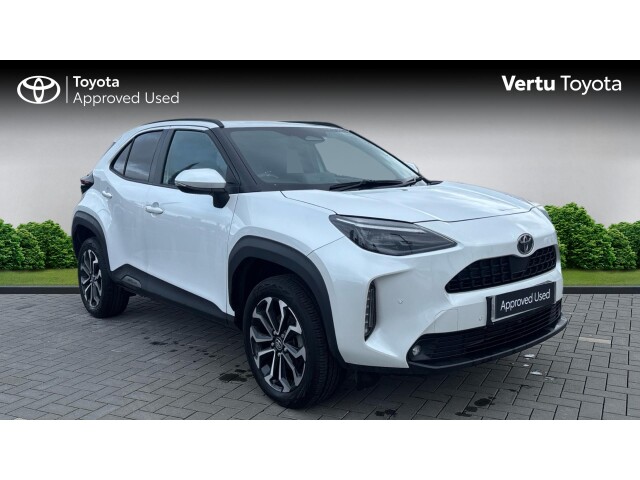 Main listing image - Toyota Yaris Cross